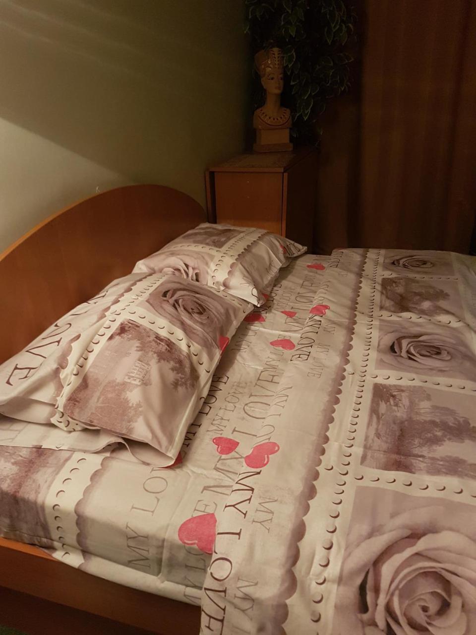 House Hotel Apartments 2 รีฟเน ภายนอก รูปภาพ